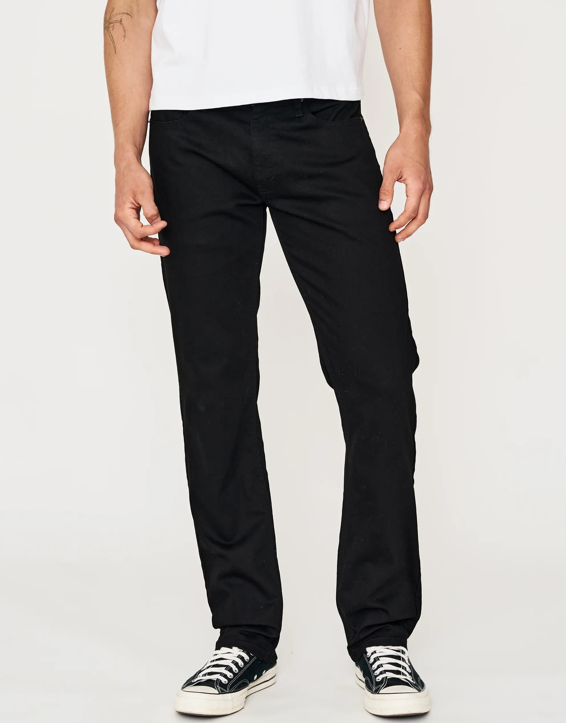 Taper Fit Jeans in Raw