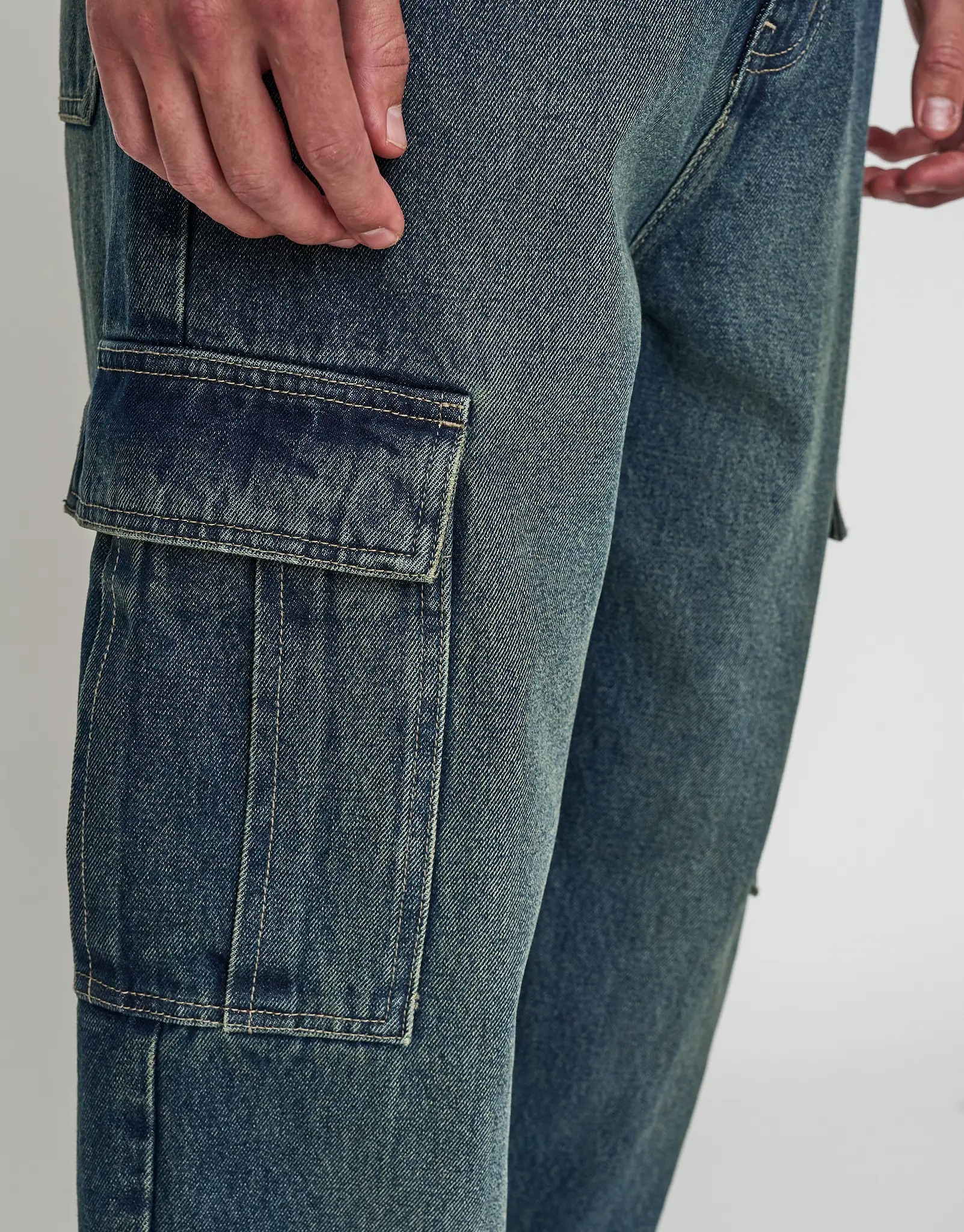 Baggy Fit Denim Cargo Jeans in Vigor Blue