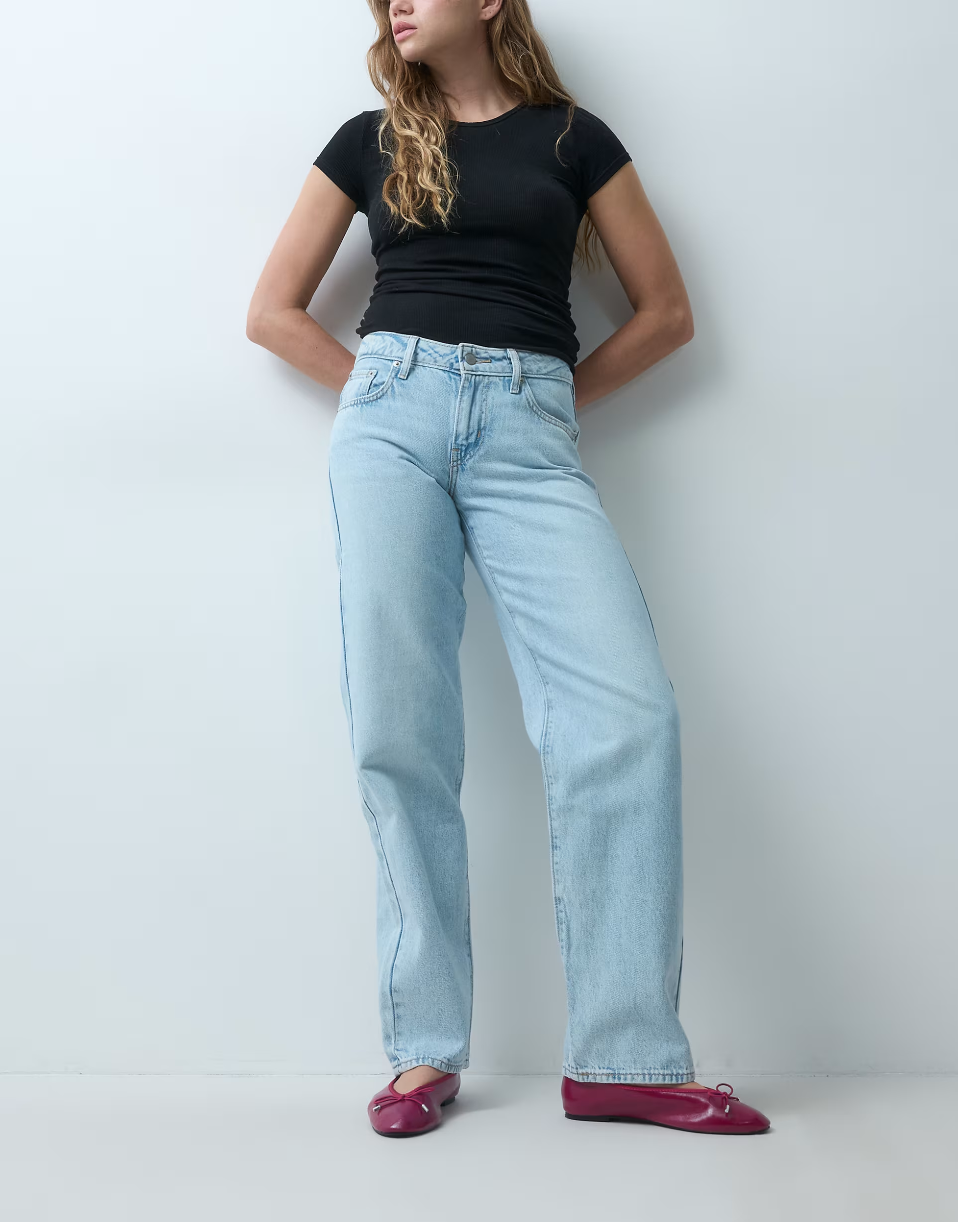 Superlow straight jeans in light blue